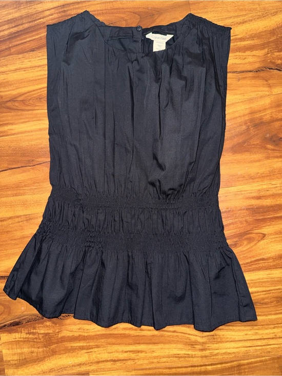 Calvin Klein Tops - Calvin Klein Black Sleeveless Pleated Top